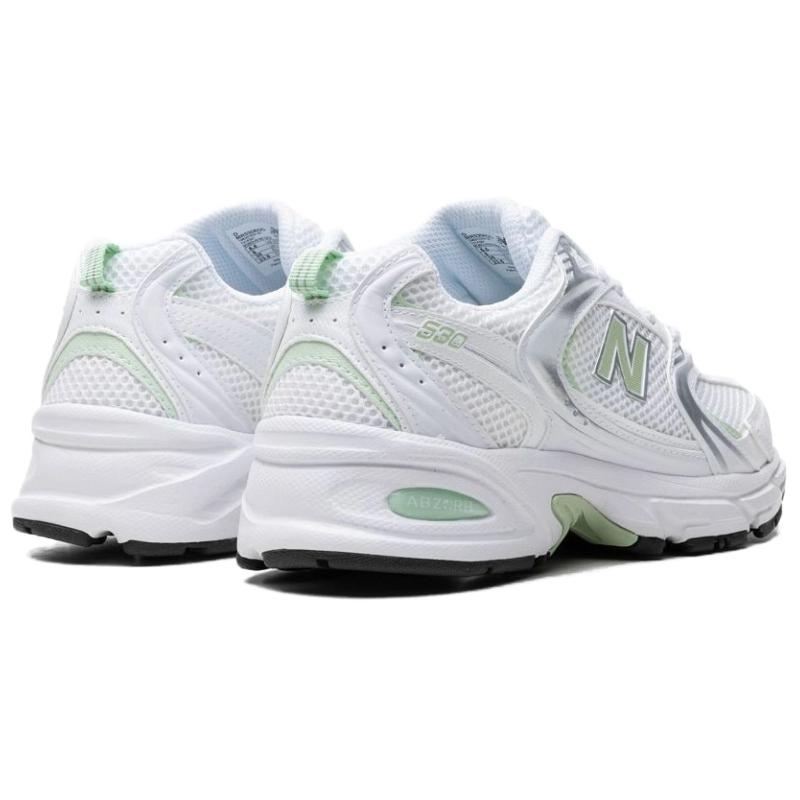 Shop New Balance 530 'Blanco Verde Pastel' Exclusivo ASOS MR530AOO