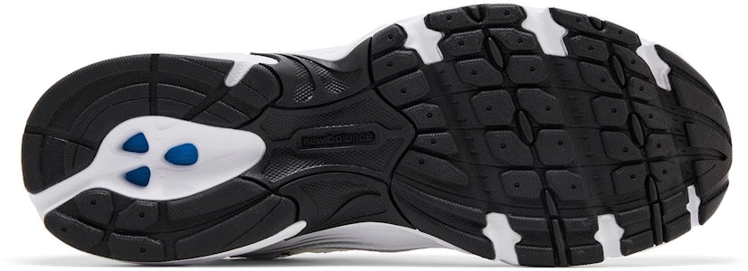 ニューバランス 530 ホワイト/シルバーメタリック MR530AD Shop ニューバランス 530 ホワイト/シルバーメタリック MR530AD