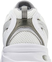 New Balance 530 '白色银色金属' MR530AD Sizing New Balance 530 '白色银色金属' MR530AD