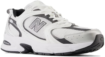 뉴발란스 530 '화이트 실버 메탈릭' MR530LB Lookbook 뉴발란스 530 '화이트 실버 메탈릭' MR530LB