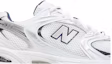 Shop New Balance 530 'Putih Perak Navy' MR530SG
