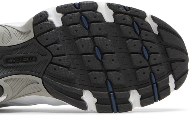 New Balance 530 'Putih Perak Navy' MR530SG Details for New Balance 530 'Putih Perak Navy' MR530SG
