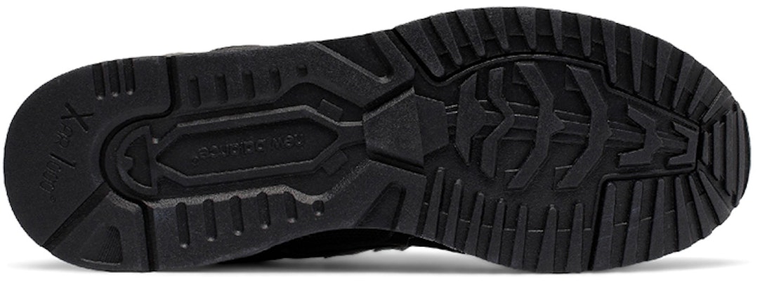 뉴발란스 530 블랙 화이트 (New Balance 530 Black White - literal translation, fits within limit) M530LGB Shop 뉴발란스 530 블랙 화이트 (New Balance 530 Black White - literal translation, fits within limit) M530LGB