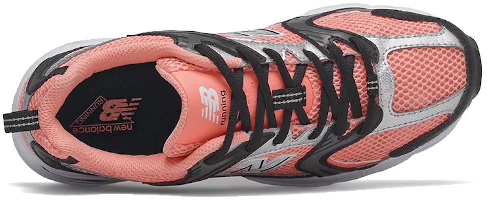 New Balance 530 Pink Magnet Hitam MR530MET Lookbook New Balance 530 Pink Magnet Hitam MR530MET