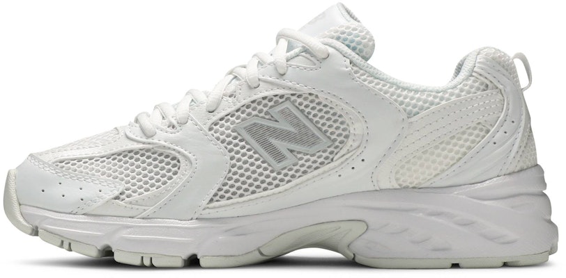 New Balance 530 復古款 '白銀色' MR530FW1 Lookbook New Balance 530 復古款 '白銀色' MR530FW1