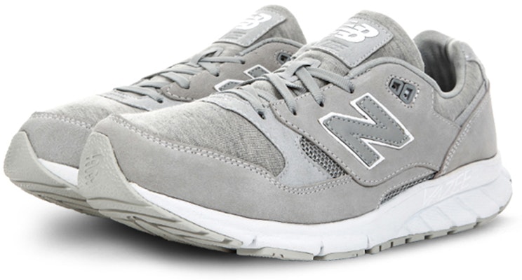 New Balance 530 Siri Kelabu MVL530CB Lookbook New Balance 530 Siri Kelabu MVL530CB