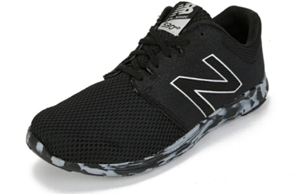 New Balance NB 530 復古 低筒 跑步鞋 男款 黑色 Lookbook New Balance NB 530 復古 低筒 跑步鞋 男款 黑色