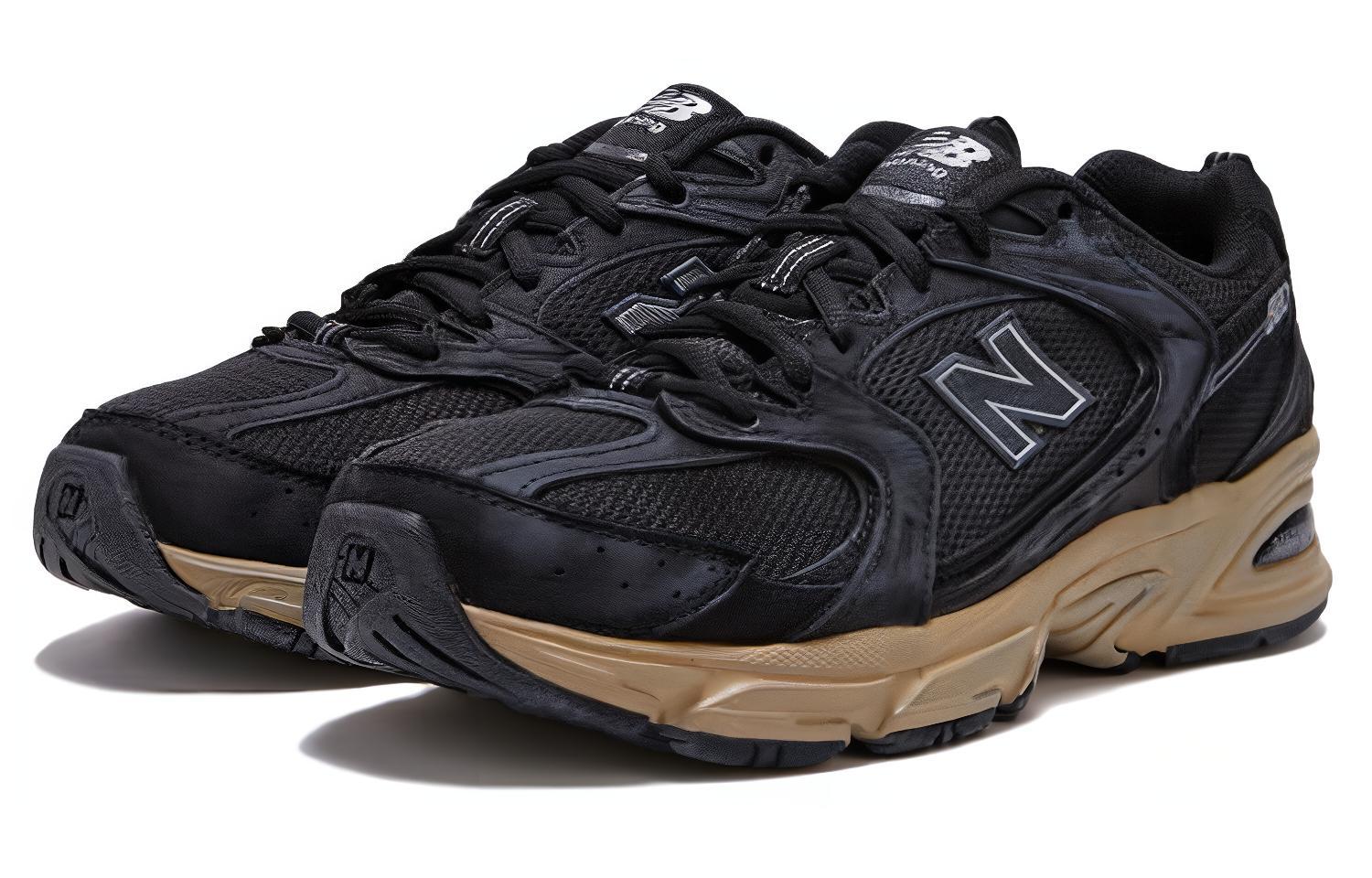 Lookbook Sepatu New Balance 530 'Black Gum' MR530BMS