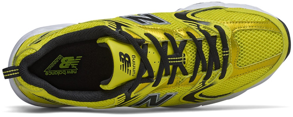 New Balance 530v2 复古'硫磺黄' MR530SE Lookbook New Balance 530v2 复古'硫磺黄' MR530SE