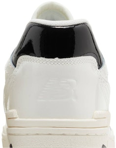 ニューバランス550 パテントレザー "シーソルトブラック" BB550YKF Sizing ニューバランス550 パテントレザー "シーソルトブラック" BB550YKF