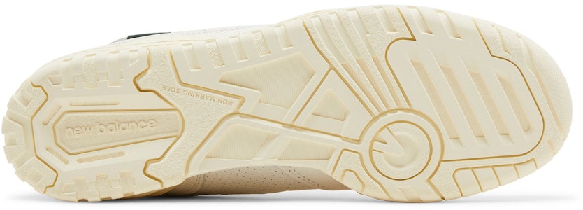 New Balance NB 550 減震低幫復古籃球鞋 男女同款 白色 Shop New Balance NB 550 減震低幫復古籃球鞋 男女同款 白色