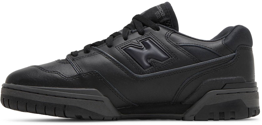 New Balance 550 'Triple Black' BB550BBB Lookbook New Balance 550 'Triple Black' BB550BBB