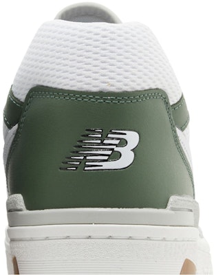 New Balance 550 'Putih Nori' BB550ESB Sizing New Balance 550 'Putih Nori' BB550ESB