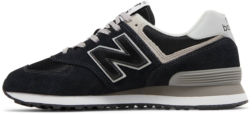 New Balance 574 'Black White' (2022) ML574EVB Lookbook New Balance 574 'Black White' (2022) ML574EVB