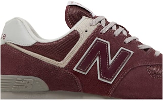 New Balance 574 'Core Pack - Burgundy' - Merah Burgundy ML574EVM Order New Balance 574 'Core Pack - Burgundy' - Merah Burgundy ML574EVM