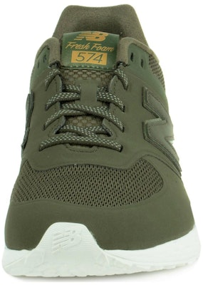 New Balance 574 'Hijau Putih' MFL574BC Lookbook New Balance 574 'Hijau Putih' MFL574BC