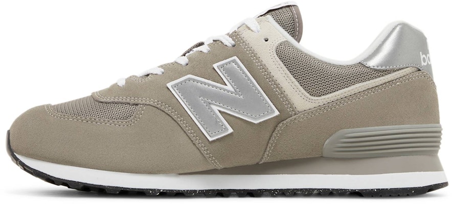 New Balance 574 'Grey White (2022)' ML574EVG Lookbook New Balance 574 'Grey White (2022)' ML574EVG
