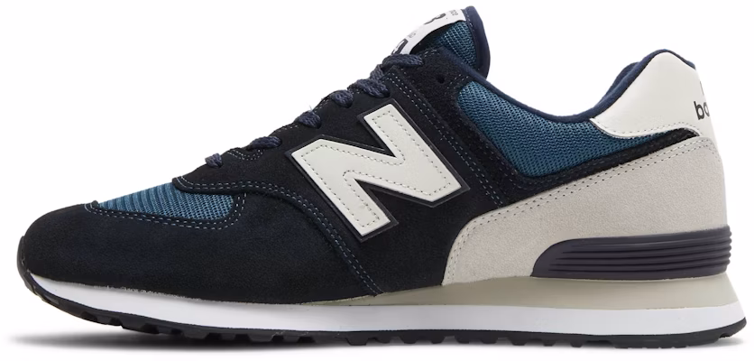 New Balance 574 'Navy' ML574BD2 Lookbook New Balance 574 'Navy' ML574BD2
