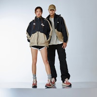 뉴발란스 574 '용의 해 메를로 레드' U574LGBR 3