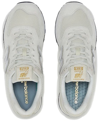 New Balance 574 Ivory 'White' ML574CS2 Lookbook New Balance 574 Ivory 'White' ML574CS2