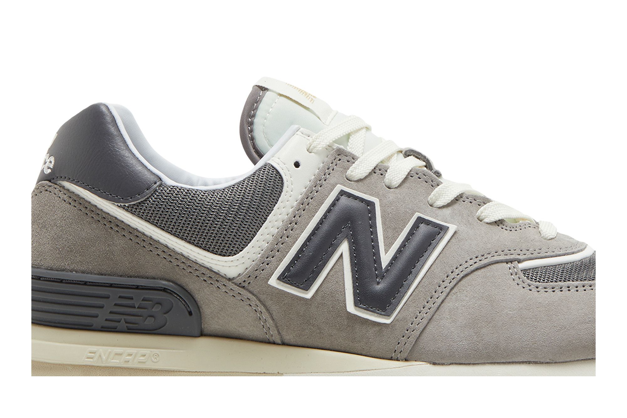 Lookbook New Balance 574 經典系列「大理石灰」U574LGT1