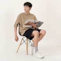 New Balance NB 574 復古 輕便 低筒 跑步鞋 男女款 淺灰色 Sizing New Balance NB 574 復古 輕便 低筒 跑步鞋 男女款 淺灰色