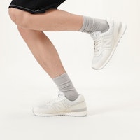 New Balance NB 574 復古 輕便 低筒 跑步鞋 男女款 淺灰色 1