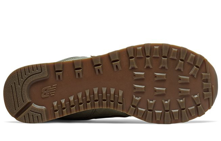 Shop New Balance 574系列 棕/绿色 ML574NBF