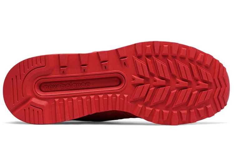 Shop New Balance 574 運動風 純紅色