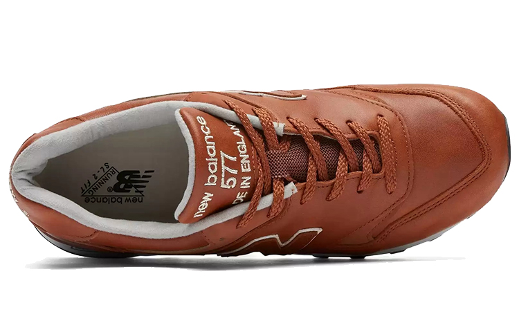 Lookbook New Balance 577 Low 'Dibuat di Inggris - Cokelat' M577TAN