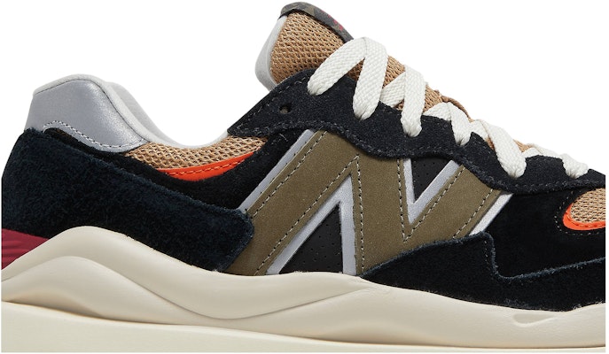 New Balance 57/40 'Tahun Baru Cina Hitam Poppy' U5740CNB Order New Balance 57/40 'Tahun Baru Cina Hitam Poppy' U5740CNB