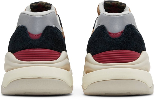 New Balance 57/40 'Tahun Baru Cina Hitam Poppy' U5740CNB Details for New Balance 57/40 'Tahun Baru Cina Hitam Poppy' U5740CNB