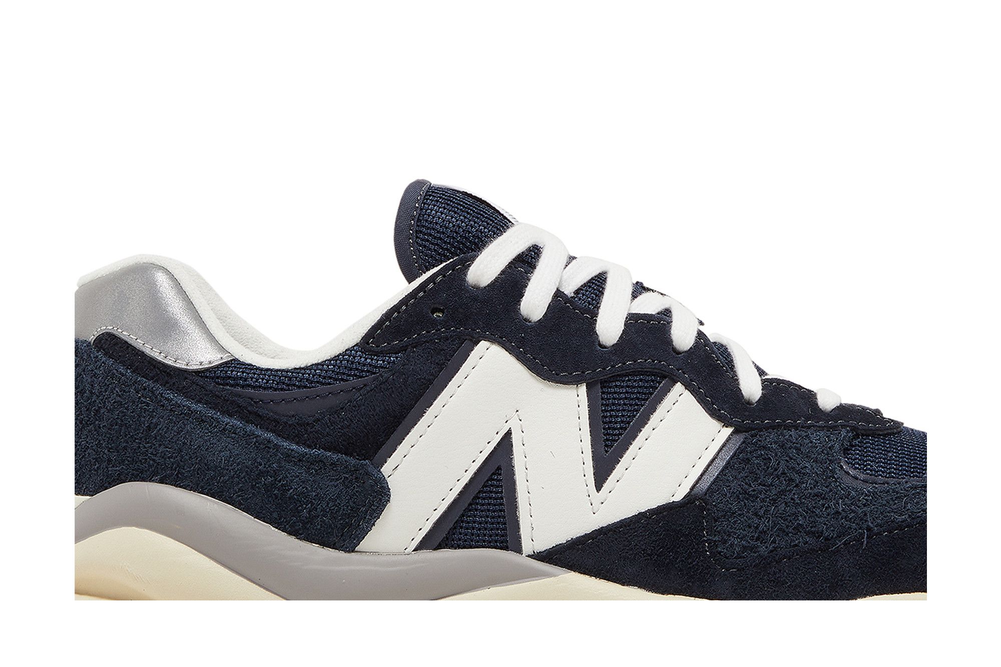 Lookbook New Balance 57/40 'Eclipse Sea Salt' M5740VLB