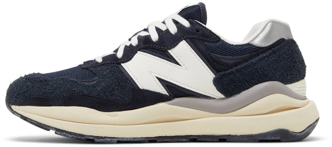 新百伦57/40 '月蚀海盐' 运动鞋 M5740VLB Lookbook 新百伦57/40 '月蚀海盐' 运动鞋 M5740VLB