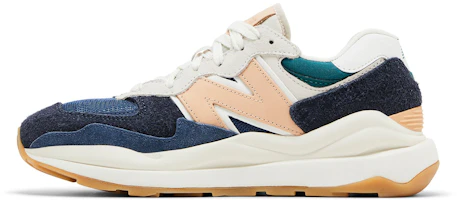 Lookbook New Balance NB 5740 防震抗滑耐磨 低筒 跑步鞋 男款 米藍