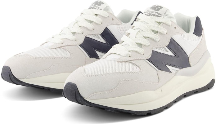 뉴발란스 57/40 화이트 네이비 (New Balance 57/40 White Navy) M5740ESC Lookbook 뉴발란스 57/40 화이트 네이비 (New Balance 57/40 White Navy) M5740ESC