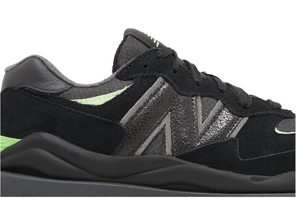 New Balance 57/40 'Wonderland Pack - Hitam Hijau Bersinar' M5740GHC Order New Balance 57/40 'Wonderland Pack - Hitam Hijau Bersinar' M5740GHC