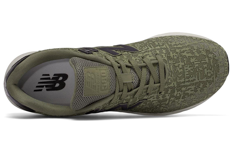 Lookbook New Balance 580系列 輕便舒適 簡約休閒跑步鞋 軍綠色