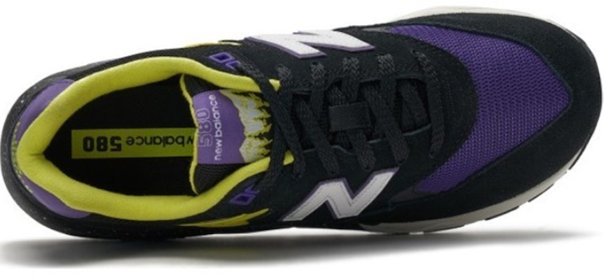 New Balance 5 Sepatu Olahraga 'Hitam Ungu' CMT580TF Lookbook New Balance 5 Sepatu Olahraga 'Hitam Ungu' CMT580TF