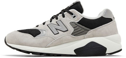 뉴발란스 580 '먹구름 블랙' MT580CB2 Lookbook 뉴발란스 580 '먹구름 블랙' MT580CB2