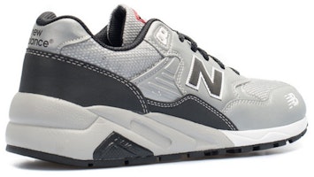 뉴발란스 580 '실버' MRT580BH MRT580BH Lookbook 뉴발란스 580 '실버' MRT580BH MRT580BH