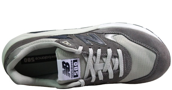 뉴발란스 580 시멘트 그레이 경량 캐주얼 신발 (D 와이드) CMT580CA Shop 뉴발란스 580 시멘트 그레이 경량 캐주얼 신발 (D 와이드) CMT580CA