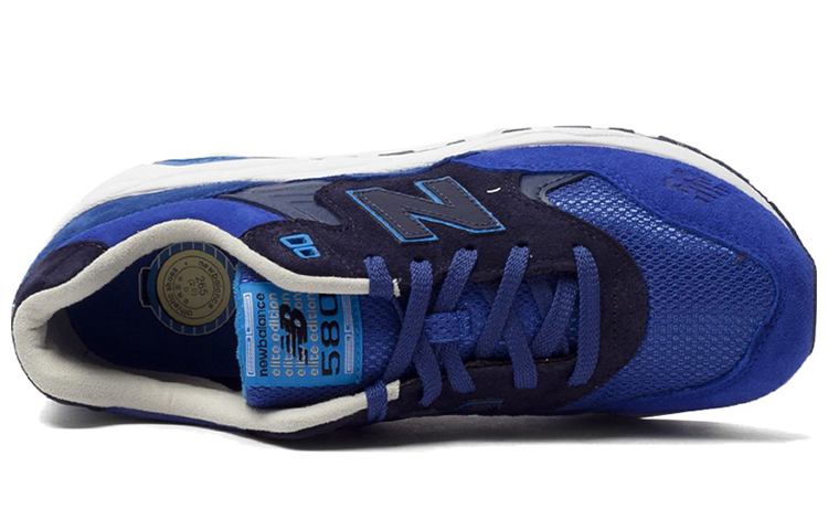 Shop New Balance 580 Elite Luces de Papel Azul Marino MRT580RA