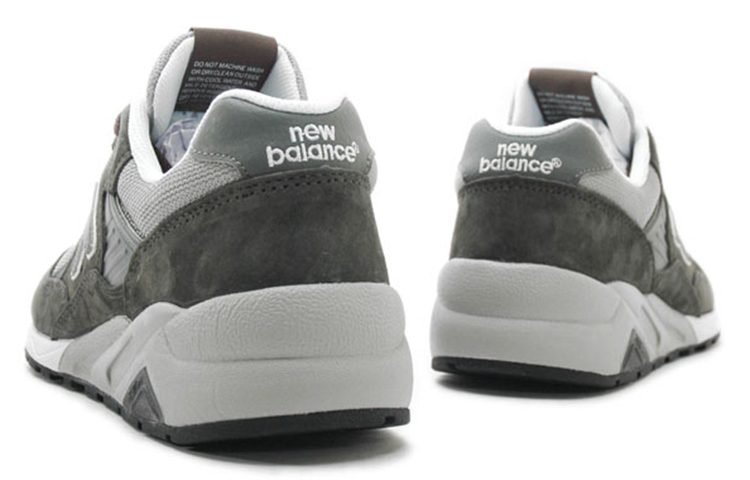 Lookbook New Balance 580 Siri Kelabu 'Cement' MRT580BK