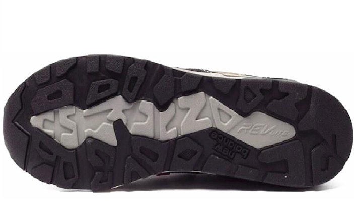 New Balance 580 Low-Top Abu Hitam 'Cement' Series MRT580GC Purchase New Balance 580 Low-Top Abu Hitam 'Cement' Series MRT580GC