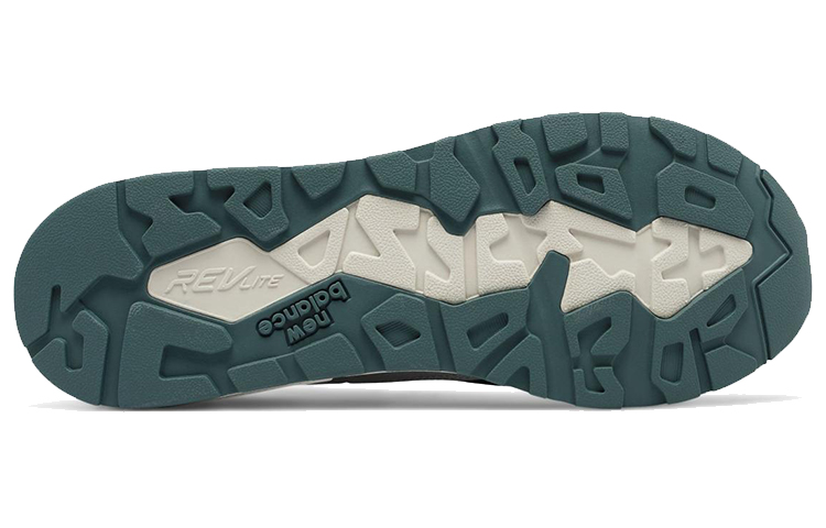 Shop Sneakers New Balance 580 Seri &#x27;Hijau&#x27; MRT580XJ