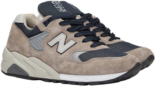 New Balance 585 'Abu-abu' M585GR Lookbook New Balance 585 'Abu-abu' M585GR