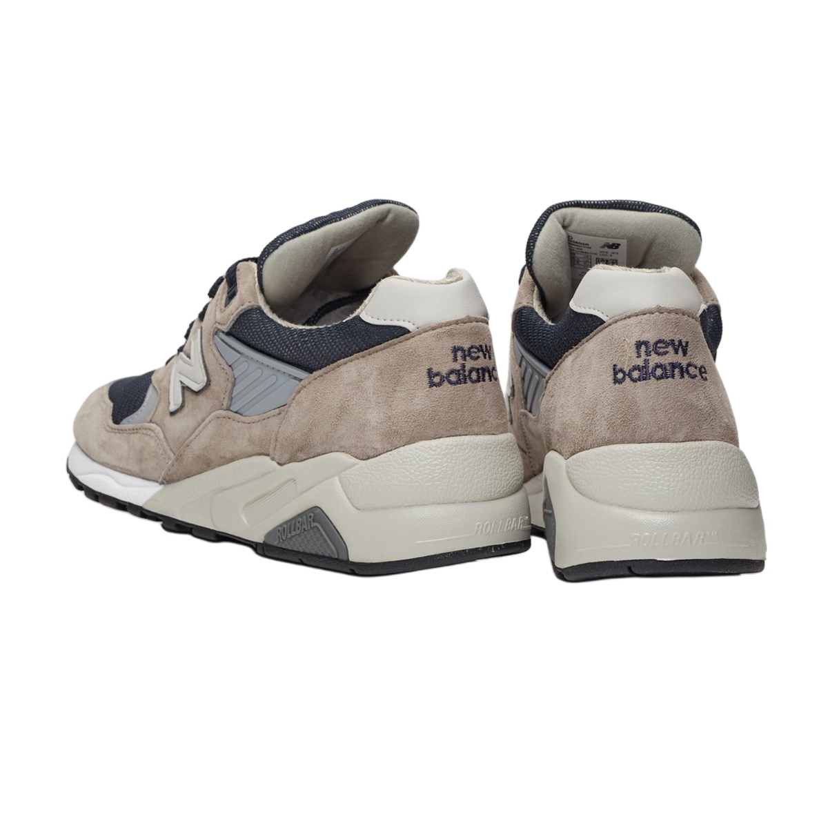 Shop New Balance 585 'Abu-abu' M585GR