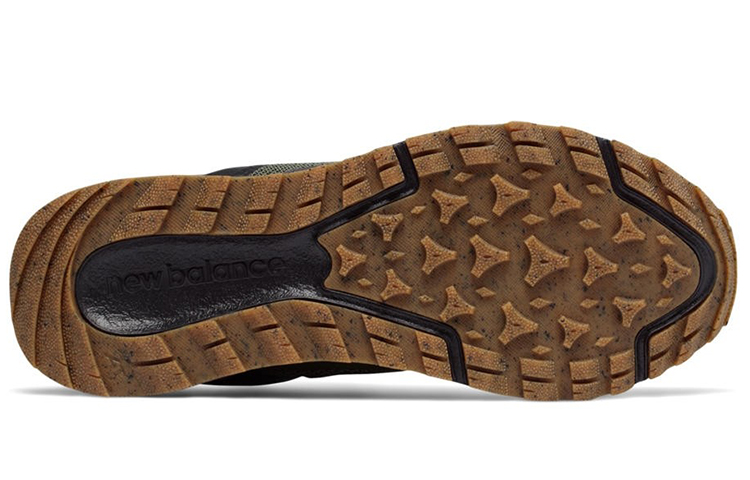 Shop New Balance 590 v3 綠色