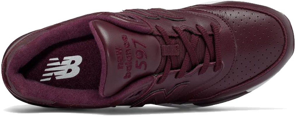 New Balance 597 Kulit 'Merah Anggur Putih' ML597BUL Lookbook New Balance 597 Kulit 'Merah Anggur Putih' ML597BUL